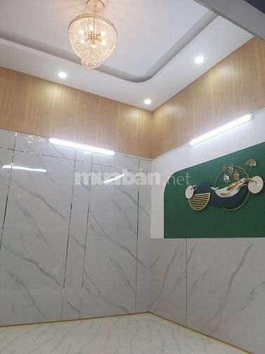 Nhà  đường  tỉnh  lộ 10  Bình Tân giáp  Quận 6