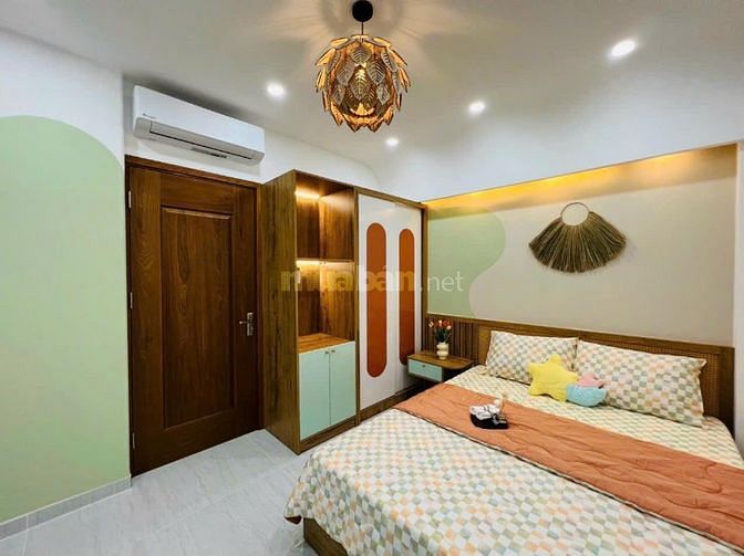 Bán gấp nhà hẻm ôtô chỉ 2,25 tỷ đường Nhiêu Tứ, Phường 7, Phú Nhuận. 