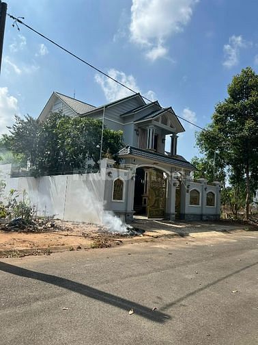 Căn biệt thự bán gia rẻ siêu ngộp moi người mua lấy Lộc đầu năm nha