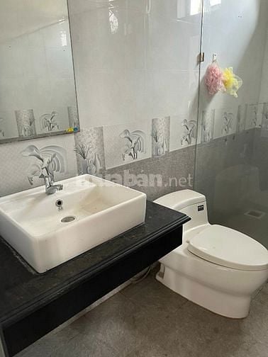 Căn biệt thự bán gia rẻ siêu ngộp moi người mua lấy Lộc đầu năm nha