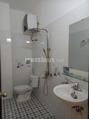 Cho Thuê nhà 3 tầng, gần Cầu Rào, mặt đường 10m, chỉ :4,5 triệu/tháng