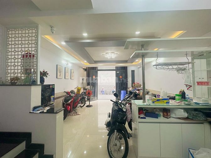  	PHÚ NHUẬN, PHAN ĐĂNG LƯU - 𝟓𝐏𝐍 - 𝐍Ở 𝐇Ậ𝐔 𝟔𝐌 