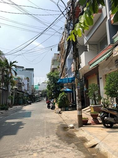 Cho thuê nhà hẻm xe hơi đường Lê Ngã, Phường Phú Trung, Quận Tân Phú