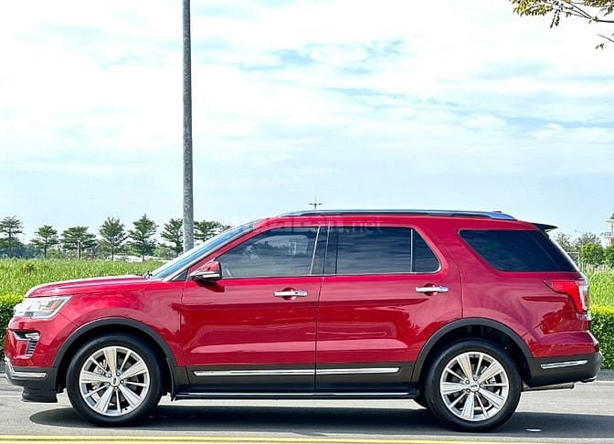 Bán Ford Explorer 2.3 Limited Ecoboots, sản xuất 2019 đăng ký 2020