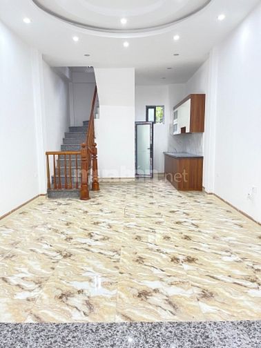 Bán nhà 5T mới 100% DT 32m2  Ngõ 136 Tây Tựu Bắc TL giá 3ty150tr