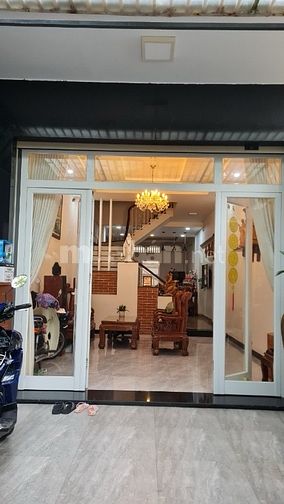 Nhà phố 4x20m 2 lầu sân thượng Kdc P7Q8