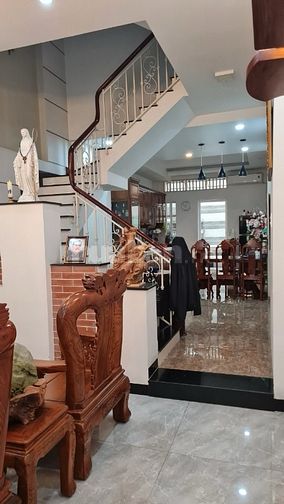 Nhà phố 4x20m 2 lầu sân thượng Kdc P7Q8