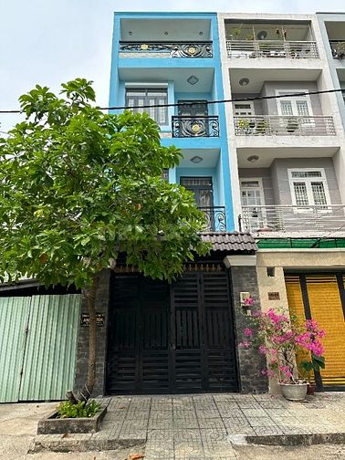 Nhà phố 4x20m 2 lầu sân thượng Kdc P7Q8