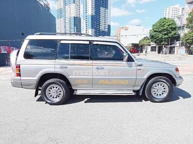 MITSUBISHI PAJERO CAO CẤP V33-BẢN 2 CẦU-MỚI NHƯ XE HÃNG RIN 100%