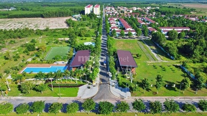 Bán nhà phố sân vườn DTA Nhơn Trạch, khu an ninh, có bảo vệ