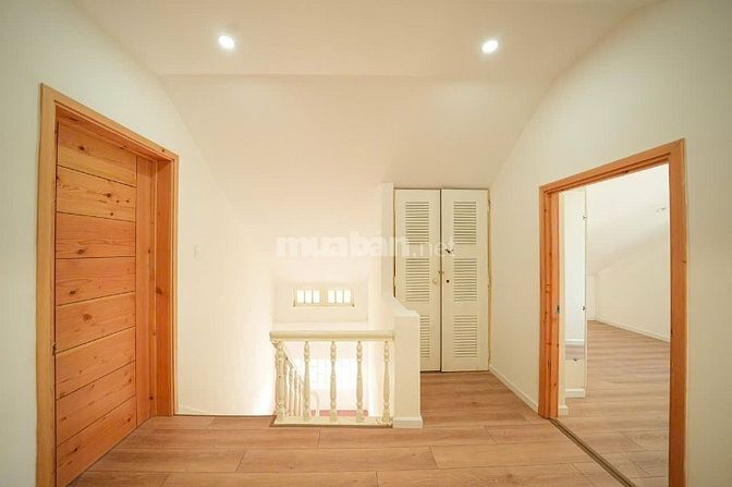 Nhà cho thuê đầu Khe Sanh, 5 phút đến Hồ Xuân Hương