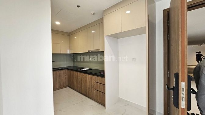 Bán 2PN, 85m2, Diamond Alnata Plus, giá 5.3tỷ, có ô xe, view biển