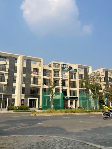 Cho thuê shophouse dự án Starlake Hà Nội. Dt 150m, 180m, 200m, 500m