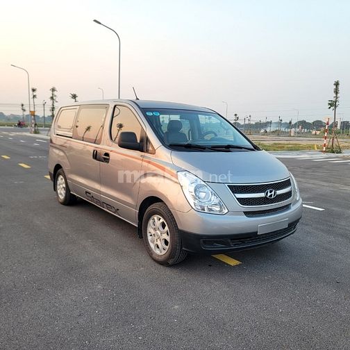 Bán xe starex Hyundai tải van đời 2015,6 chỗ,tải 670kg