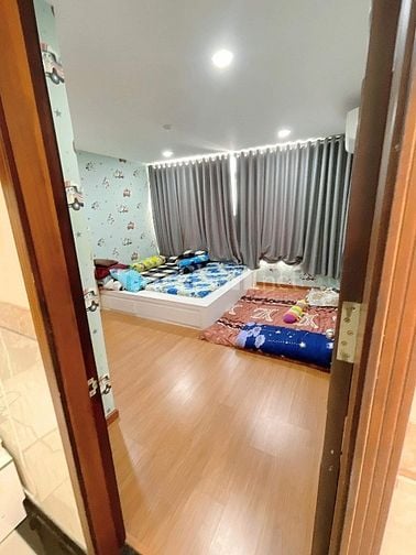 Bán căn Penthouse 230m 3 pn 4 toilét, Giai Việt P5Q8 