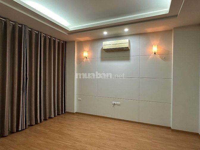  Bán nhà ngõ 167 phương mai Dt 35m x3,5T mt 4 giá 5,38 tỷ