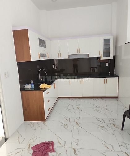 BÁN NHÀ ĐƯỜNG 33 P.BÌNH TRƯNG TÂY, Quận 2, DT 6x10m, 3.5 lầu, đường 6m