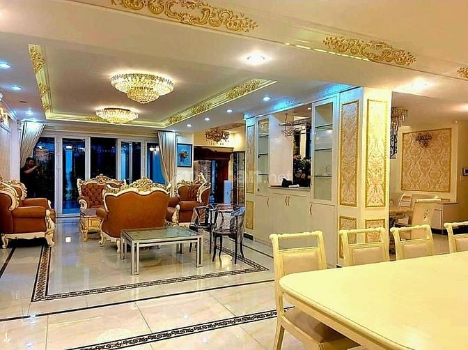 Bán Biệt thự Vip Nguyễn Văn Hưởng Thảo Điền Hầm 3 Tầng 450m2 giá 8x Tỷ