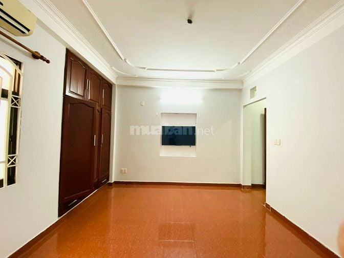 Chính chủ cho thuê phòng rộng nhà MT số 8 Tân Cảng, P.25, Bình Thạnh