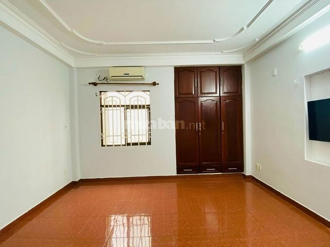 Chính chủ cho thuê phòng rộng nhà MT số 8 Tân Cảng, P.25, Bình Thạnh