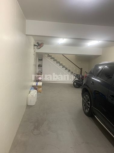 Bán nhà đẹp 5x20 Him Lam Kênh Tẻ Q7 