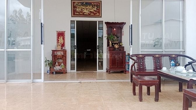 Cần bán xưởng 827 châu thành Long An 