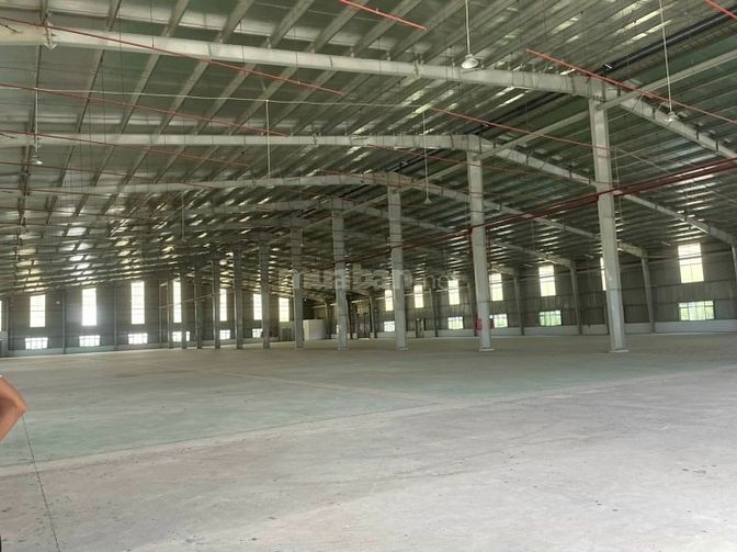 Nhà xưởng cần bán  xuyên á , đức hoà , long an , DT: 10.500m2