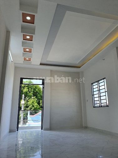 Bán nhà lầu đẹp hẻm xe hơi đường lê thị ngay SHR hoàn công 8*20m 4pn 