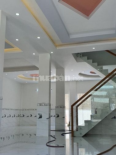 Bán nhà lầu đẹp hẻm xe hơi đường lê thị ngay SHR hoàn công 8*20m 4pn 