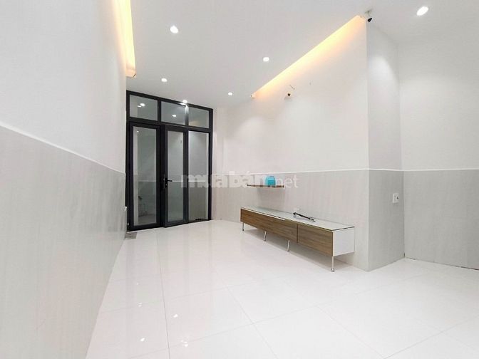  VỪA BÁN VỪA TẶNG | TRẦN QUANG DIỆU, QUẬN 3 | GIÁ 2,390 TỶ/41M2 | SHR 