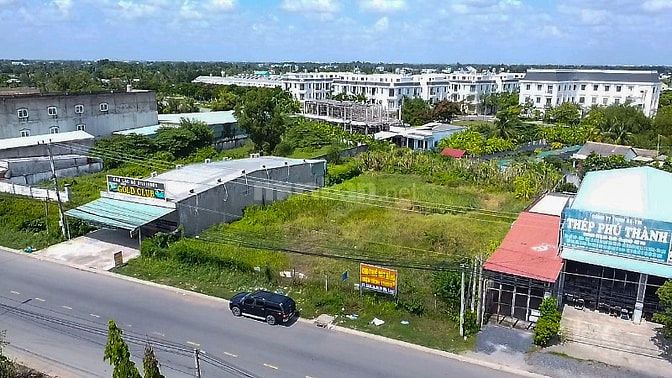 Cho thuê mặt bằng 1400m2 tại đường ĐT 835, xã Phước Lợi, huyện Bến Lức