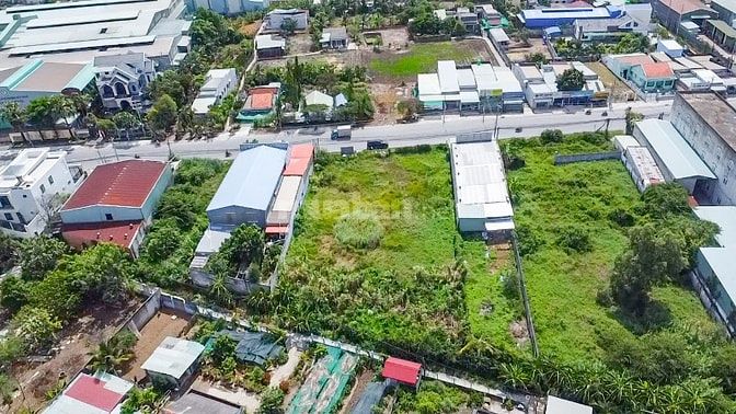 Cho thuê mặt bằng 1400m2 tại đường ĐT 835, xã Phước Lợi, huyện Bến Lức