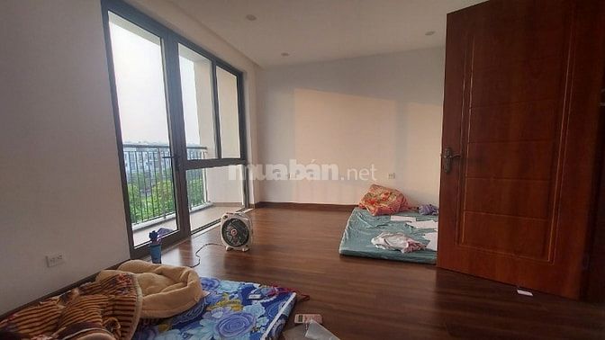 BÁN SHOPHHOUSE VIEW CÔNG VIÊN - 2 MẶT THOÁNG - ĐỂ ĐƯỢC NHIỀU XE Ô TÔ