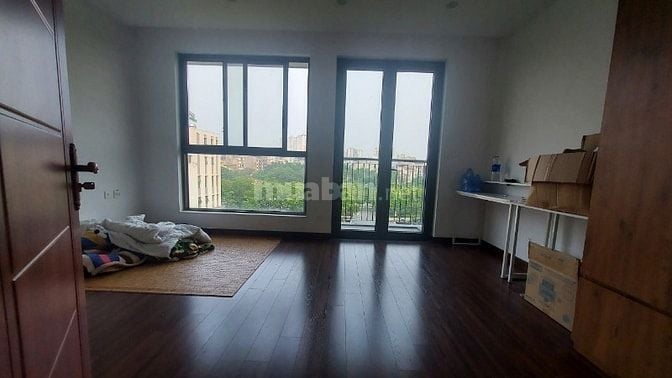 BÁN SHOPHHOUSE VIEW CÔNG VIÊN - 2 MẶT THOÁNG - ĐỂ ĐƯỢC NHIỀU XE Ô TÔ