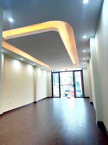 Chính chủ cho thuê cả toà nhà, phân lô khu Chùa Láng, Đống Đa, DT 61m2