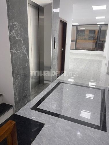 Chính chủ cho thuê cả toà nhà, phân lô khu Chùa Láng, Đống Đa, DT 61m2