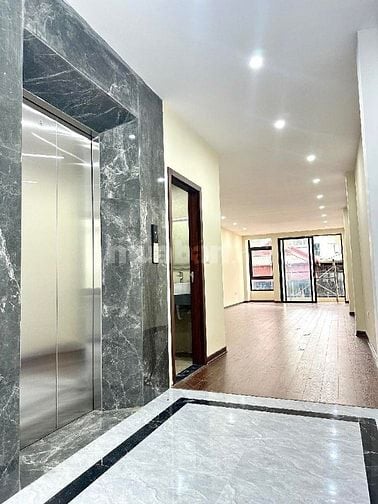 Chính chủ cho thuê cả toà nhà, phân lô khu Chùa Láng, Đống Đa, DT 61m2
