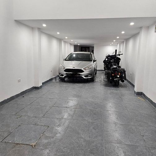 Chính chủ cho thuê cả toà nhà, phân lô khu Chùa Láng, Đống Đa, DT 61m2