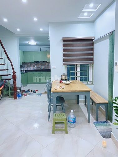 Cần bán nhà 4,5 tầng mặt ngõ ô tô đỗ cửa phố Trần Hưng Đạo Hoàn Kiếm