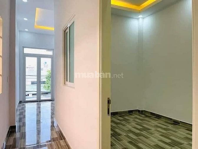 Hàng Ngộp Nhà MT Đ.Hòa Bình- Quận 11. Giá chốt 2 tỷ 9/ 65m2.