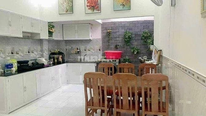 Sang 2ty760 căn hẻm 4m Nguyễn Thanh Tuyền 37,4m2, gần chợ Phạm Văn Hai