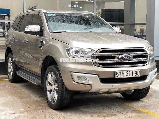 Ford Everest Titanium  2.2L AT 4x2