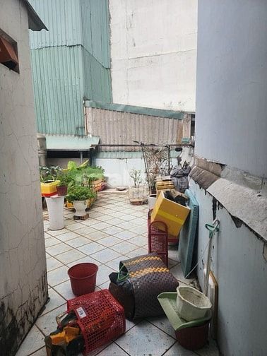 Mặt tiền âu dương lân p2q8 75m2 đất 2 lầu st giá tốt vị trí đẹp