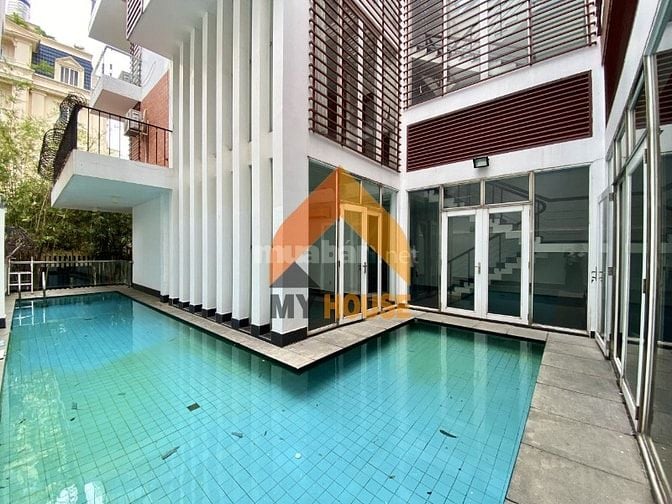  VILLA 1000 ĐIỂM KHÔNG CÓ NHƯNG TOẠ LẠC TT THẢO ĐIỀN-Q2 