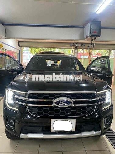 Ford Everest 2022 4x2 AT bản cao cấp, nhập khẩu Th