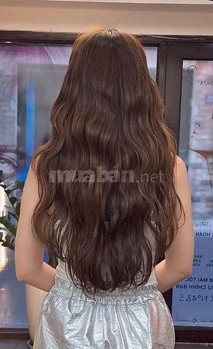 Salon Top Hair tuyển gấp 2 nam Stylist- 4 nữ thợ phụ lương cao, chế độ