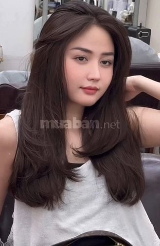 Salon Top Hair tuyển gấp 2 nam Stylist- 4 nữ thợ phụ lương cao, chế độ