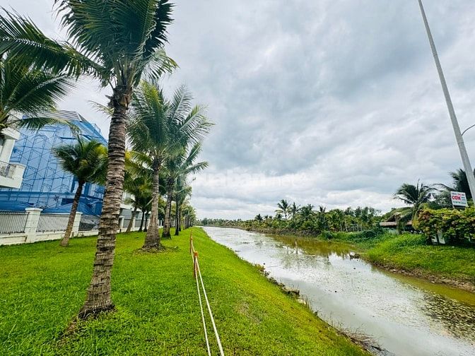 BÁN BIỆT THỰ SONG LẬP 225m2-GLORY- VIEW KÊNH- GIÁ BÁN TOP 1 TOÀN VHGP