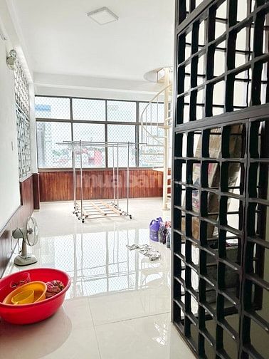 Bán nhà 4 lầu mặt tiền kinh doanh đường Bà Hạt Phường 9 Quận 10