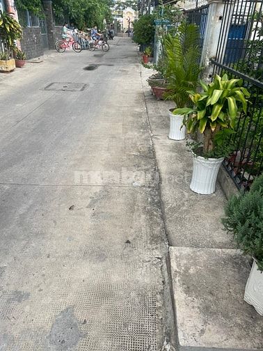 Nhà chính chủ, giá 38 triệu/m2, KT:10,46 x 21m (226m2), full thổ, SHR